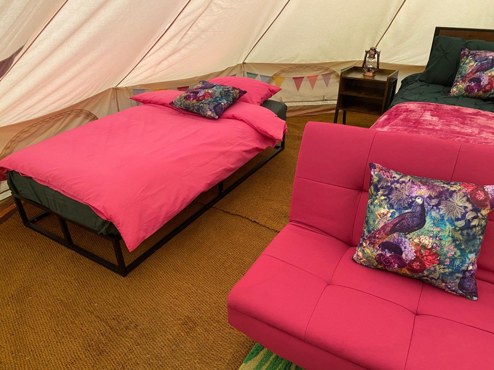 River View Glamping 호텔 랸도베리 외부 사진